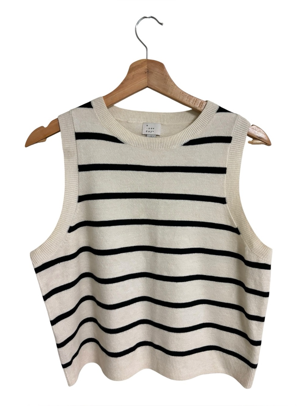 A new day cream shell & black striped high neck sleeveless sweater Tank Top L